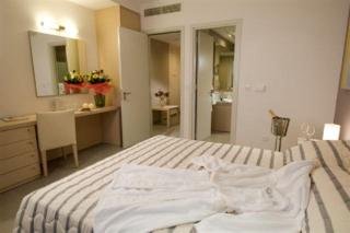 Hotel Capital Coast Resort And Spa