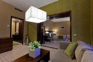 Hotel Capital Plaza