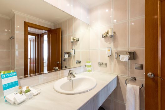 Hotel Capri Le Petit Spa