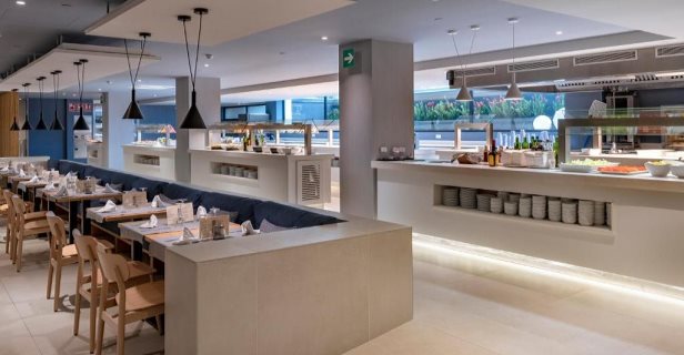 Hotel Caprici Beach Spa