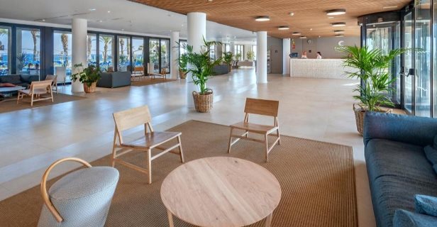 Hotel Caprici Beach Spa