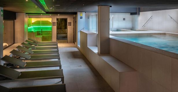 Hotel Caprici Beach Spa