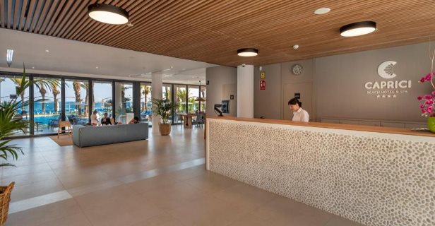 Hotel Caprici Beach Spa