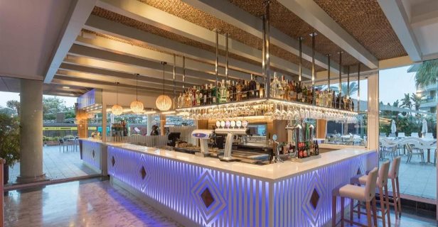 Hotel Caprici Verd