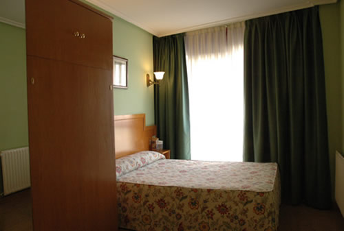 Hotel Carbayon II