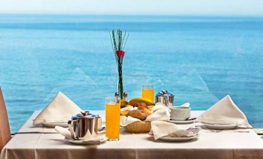 Hotel Carcavelos Beach