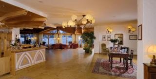 Hotel Carlo Magno Spa Resort