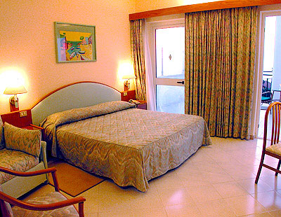 Hotel Carlton International