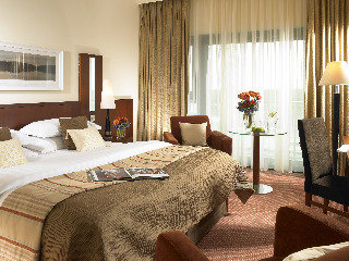 Hotel Carlton Shearwater & Spa