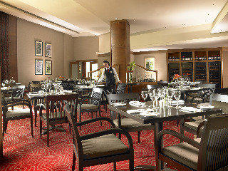 Hotel Carlton Shearwater & Spa