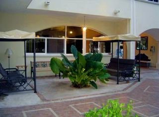 Hotel Carmen Inn