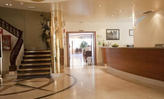 Hotel Carris Almirante