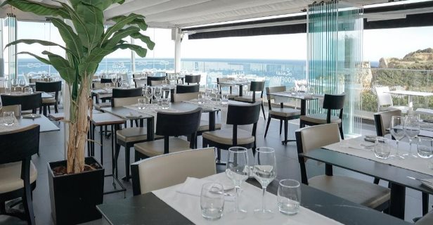 Hotel Carvi Beach