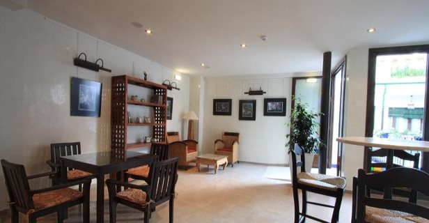 Hotel Casa Baños De La Villa