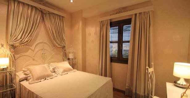 Hotel Casa Baños De La Villa