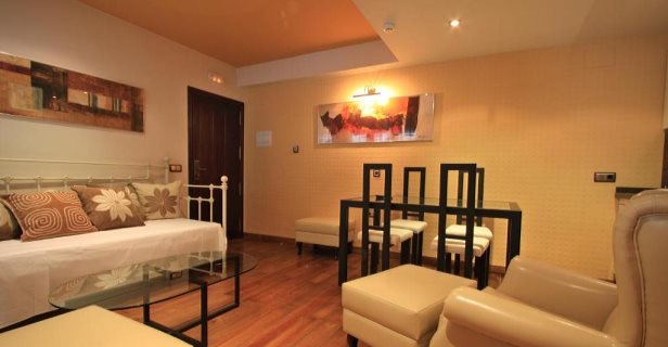 Hotel Casa Baños De La Villa