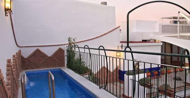 Hotel Casa Baños De La Villa