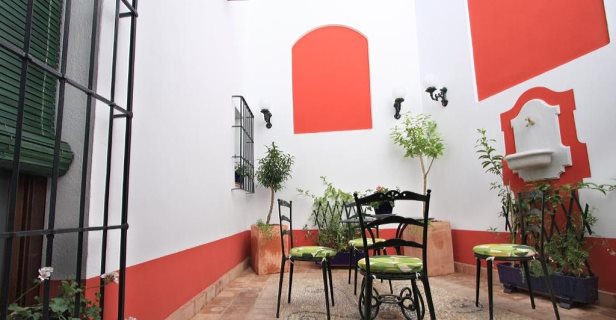 Hotel Casa Baños De La Villa
