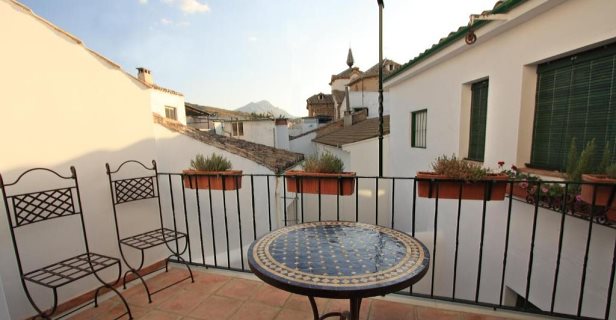 Hotel Casa Baños De La Villa