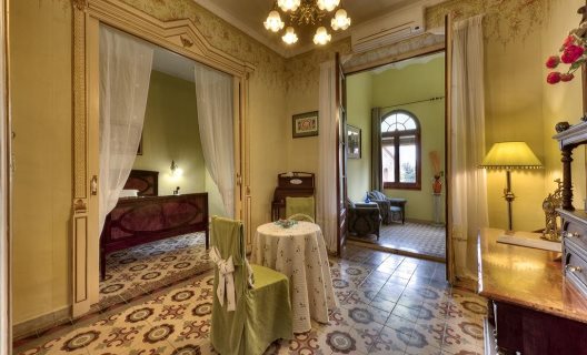 Hotel Casa Ceremines