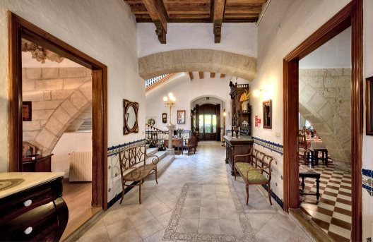 Hotel Casa Ceremines