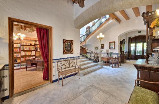 Hotel Casa Ceremines