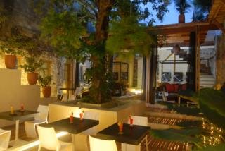 Hotel Casa Lola Luxury Collection