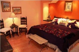 Hotel Casa Mia Suites