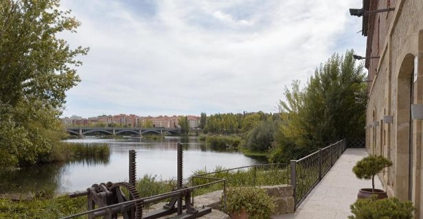 Hotel Casino Del Tormes