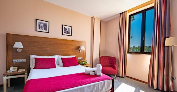 Hotel Casino Del Tormes