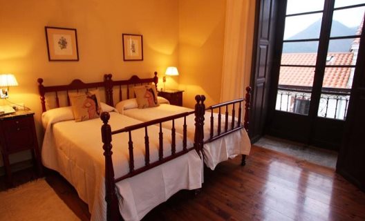 Hotel Casona Del Busto