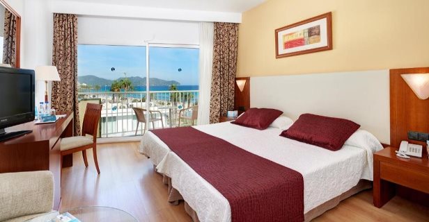 Hotel Castell De Mar