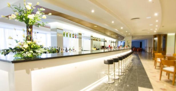 Hotel Castell De Mar