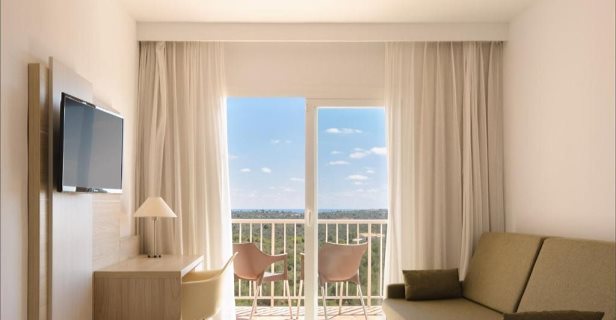 Hotel Castell Dels Hams