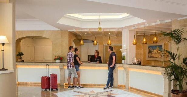 Hotel Castell Dels Hams