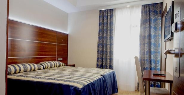 Hotel Castilla Guerrero