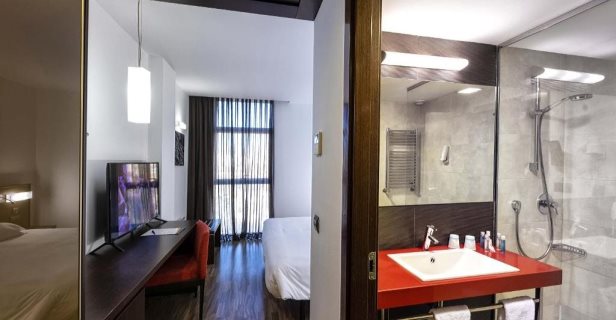 Hotel Castillo De Ayud