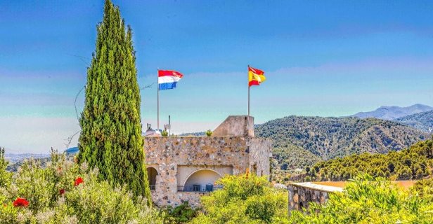 Hotel Castillo De Monda