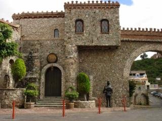 Hotel Castillo Santa Cecilia
