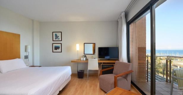 Hotel Catalonia Barcelona Beach