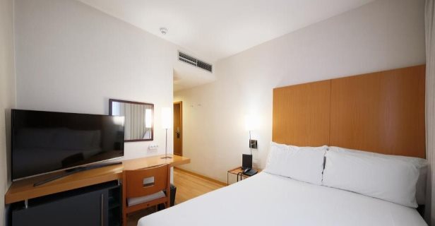 Hotel Catalonia Barcelona Beach