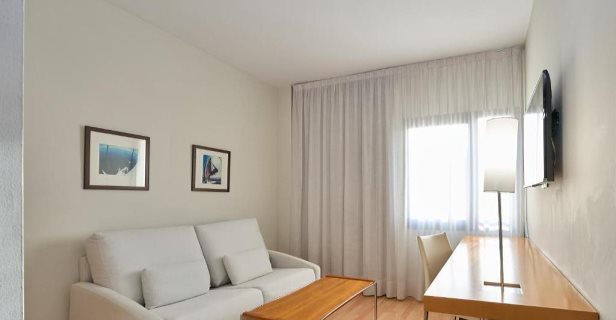 Hotel Catalonia Barcelona Beach