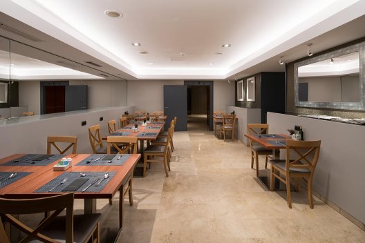 Hotel Catalonia Born