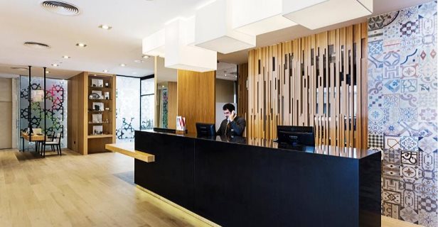 Hotel Catalonia Giralda