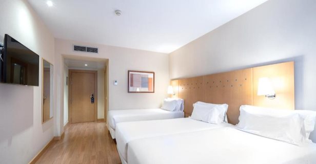 Hotel Catalonia La Maquinista