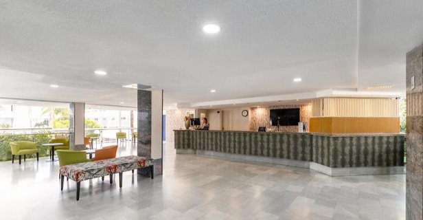 Hotel Catalonia Oro Negro