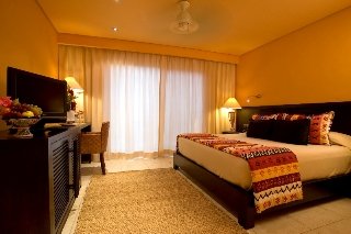 Hotel Catalonia Privileged Beach