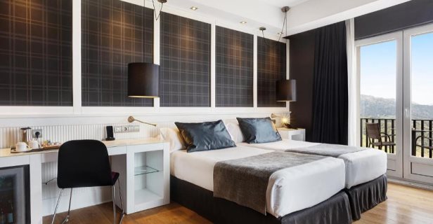 Hotel Catalonia Reina Victoria