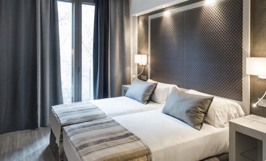 Hotel Catalonia Square