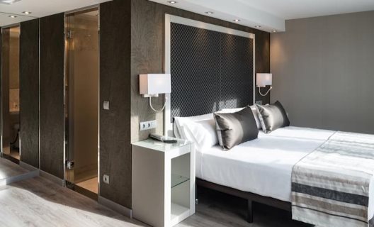 Hotel Catalonia Square